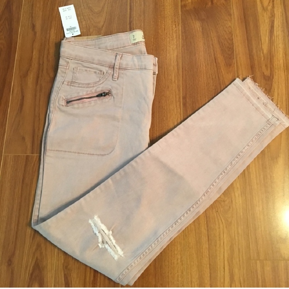NWT Hollister Super Skinny Blush Jeans